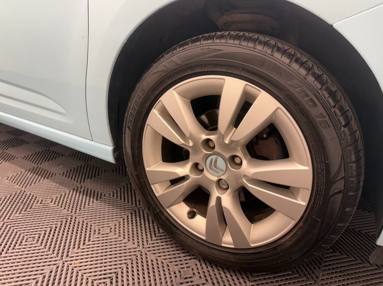 2010 Citroen DS3 1.4 VTi 16V DSign 3dr - LTD EDITION PASTEL BLEU - CRUISE - A/C - FSH HATCHBACK P...