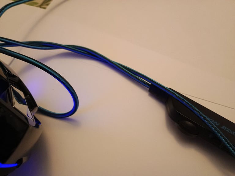 Large Headphones with Microphone 