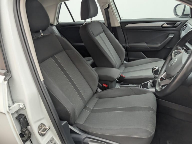 2022 Volkswagen T-Roc 1.0 TSI Life SUV 5dr Petrol Manual Euro 6 (s/s) (110 ps) PARK ASSIST+BLUETO...
