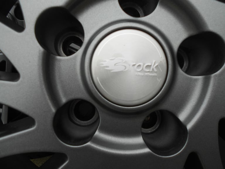 NISSAN 18" ALLOYS