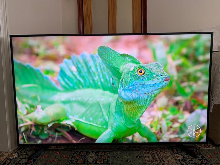 SAMSUNG UE50RU7020 50 Inch Smart 4K Ultra HD HDR LED TV
