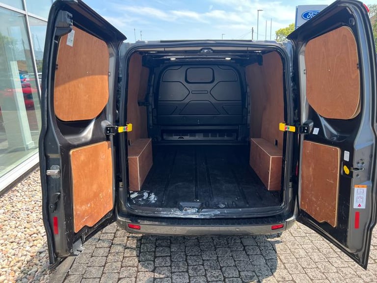 2022 Ford Transit Custom 2.0 EcoBlue 130ps Low Roof Limited Van PANEL VAN DIESEL Manual