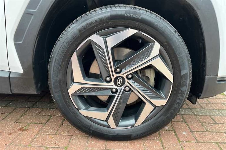 2022 Hyundai TUCSON 1.6 TGDI HYBRID 230 PREMIUM 5DR 2WD AUTO 4x4 Hybrid Automatic