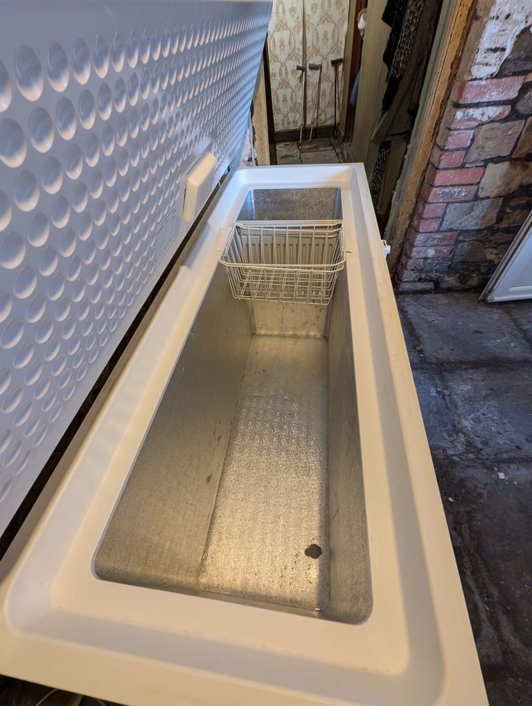 Large chest freezer bosch 
