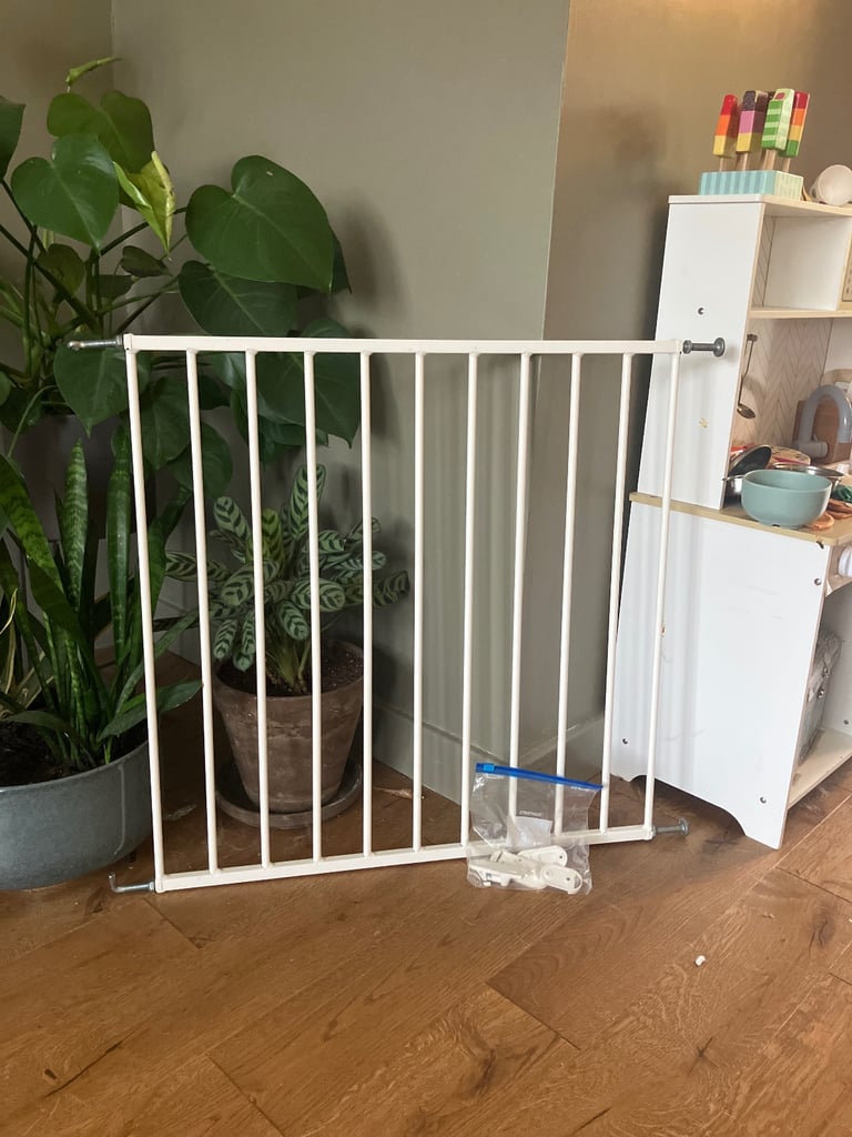 image for Baby gate white metal 