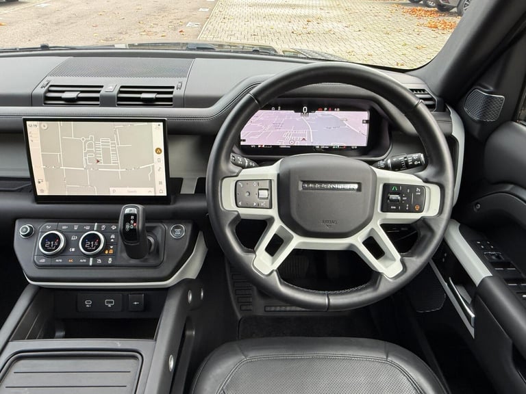 2022 Land Rover Defender 110 3.0 D300 MHEV HSE SUV 5dr Diesel Auto 4WD Euro 6 (s/s) (300 ps) ESTA...