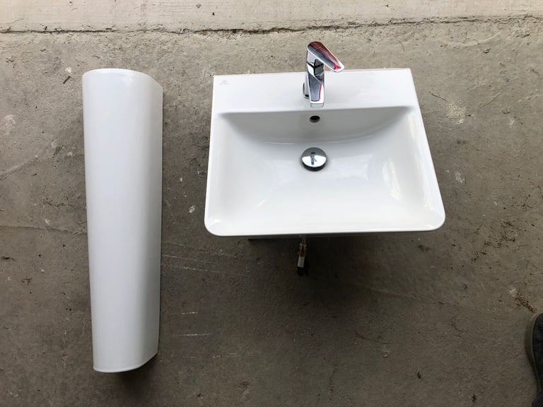 image for New unused bathroom basins, Ideal Standard