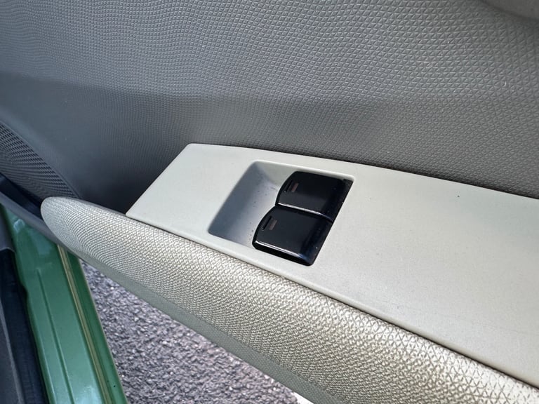 2004 Nissan Micra 1.2 S Hatchback 5DR