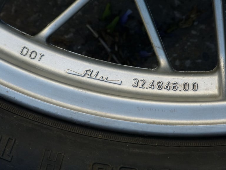 BMW R100RT Classic Motorcycle Rear Wheel (Snowflake)