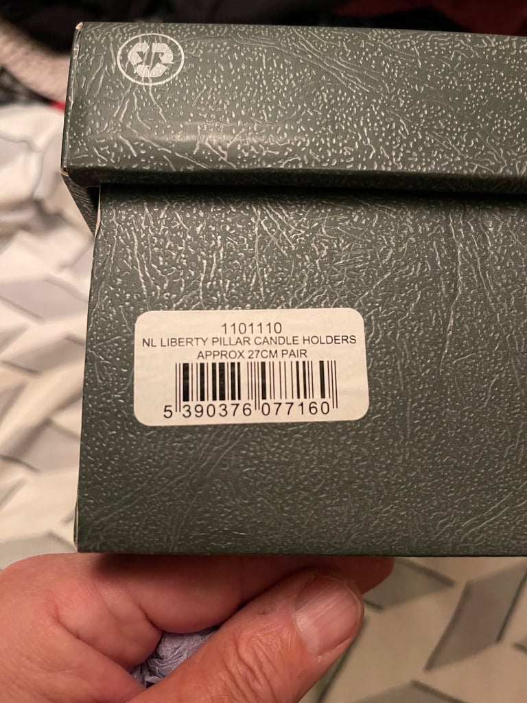 LIBERTY GLASS PILLAR CANDLE HOLDERS WITH CANDLES 