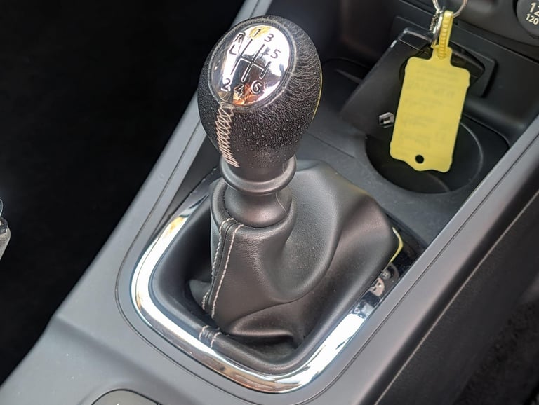 2013 Renault Megane 1.5 dCi Dynamique TomTom Euro 5 3dr COUPE Diesel Manual