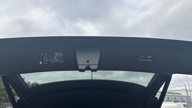 2022 Volvo XC90 R-Design, B5 AWD mild hybrid, 7 Seats ESTATE Diesel/Electric Hybrid Automatic