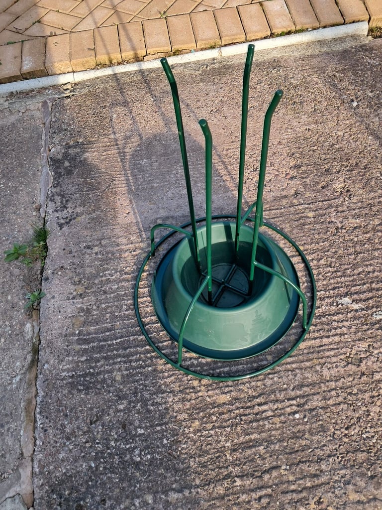 Christmas tree stand 