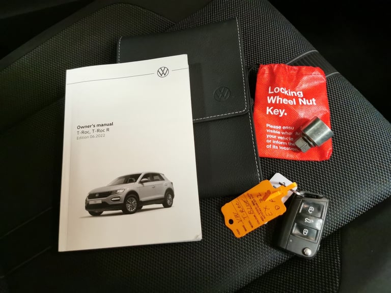 2022 Volkswagen T-Roc 1.5 TSI Life SUV 5dr Petrol DSG Euro 6 (s/s) (150 ps) - BLUETOOTH - PARK SE...