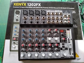 Behringer XENYX1202FX Mixer