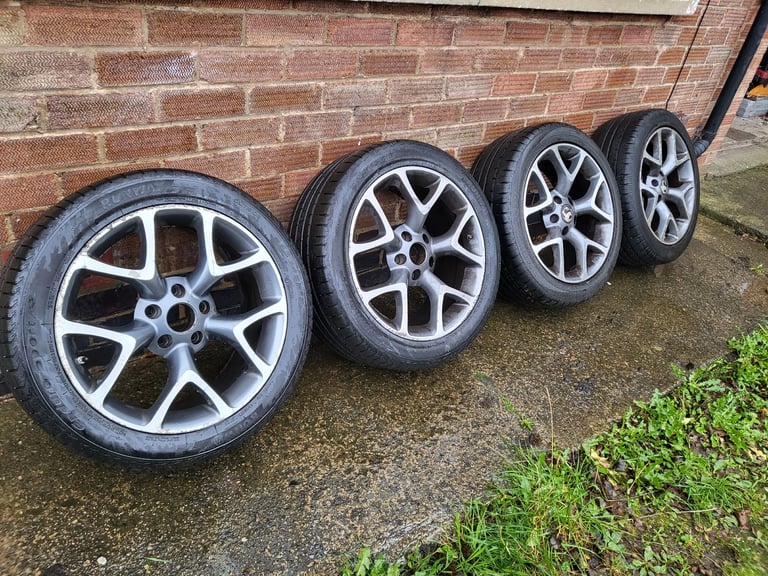 18 inch 5x120 Vauxhall Insignia Alloy wheels 