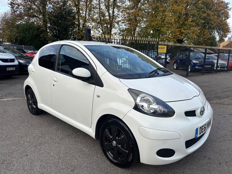 image for 2011 Toyota AYGO 1.0 VVT-i Go 5dr [AC] MMT HATCHBACK PETROL Automatic