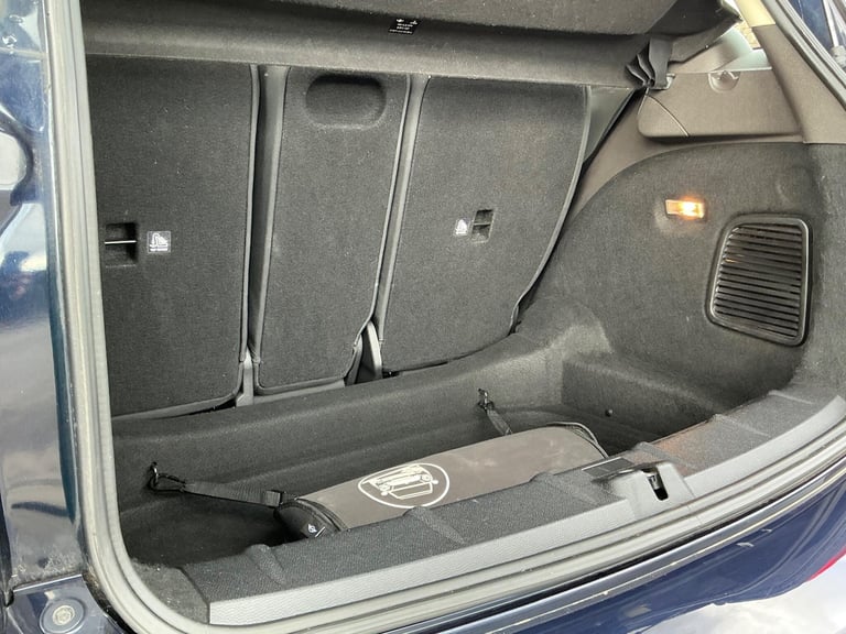 2012 MINI Countryman 1.6 Cooper Euro 5 (s/s) 5dr HATCHBACK Petrol Manual