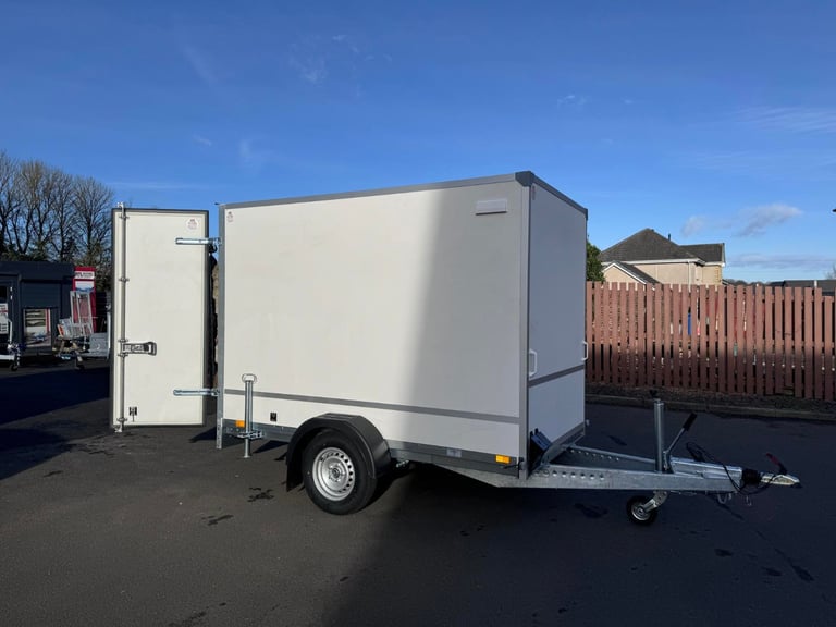 BRAND NEW 8FT X 5FT X 6FT SINGLE AXLE BOX TRAILER WITH BARN DOORS 1300KG BRAKED