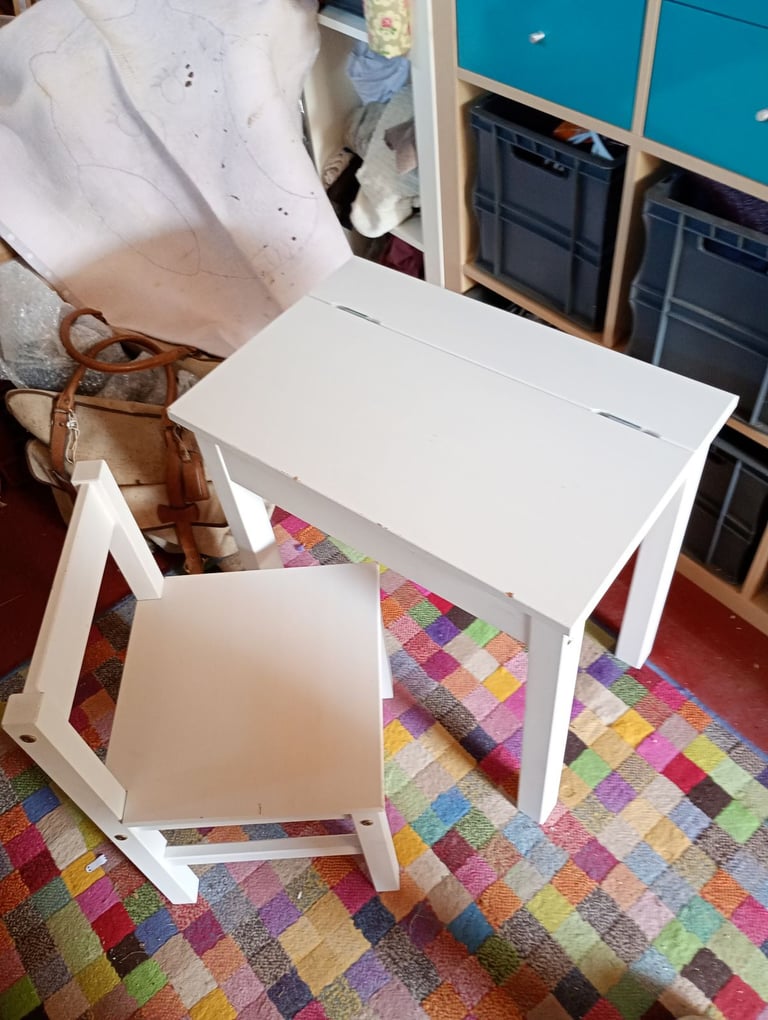 Argos Home Kids Scandinavia Desk and Chair - White (Desk B)