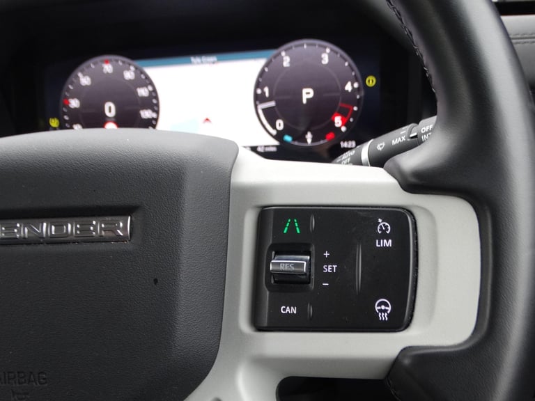 2024 Land Rover Defender 90 3.0 D250 MHEV Hard Top SUV Auto 4WD SWB Euro 6 (s/s) 3dr PANEL VAN Di...