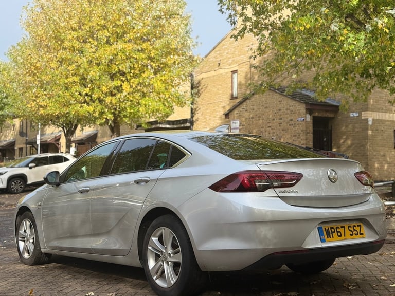 2017 Vauxhall Insignia 1.6 Turbo D ecoTec [136] SRi Nav 5dr HATCHBACK Diesel Manual