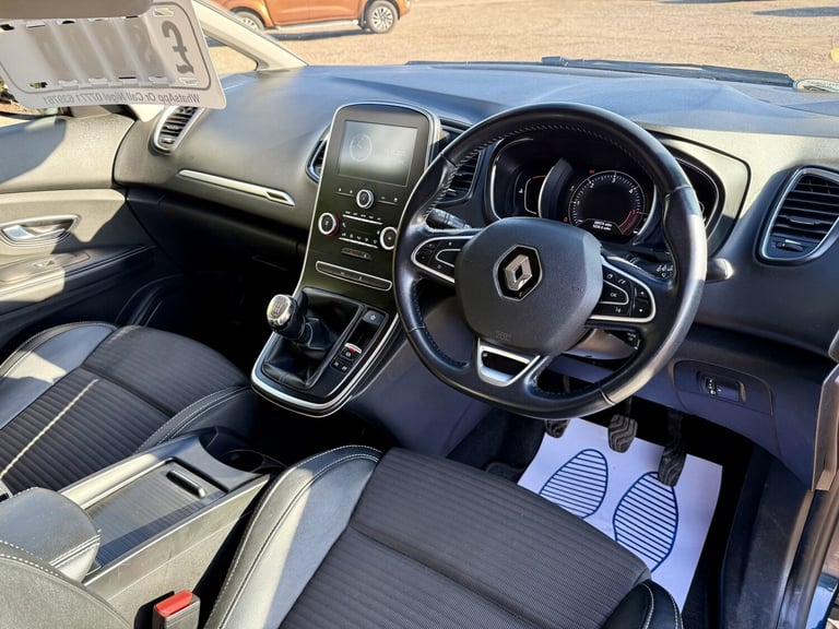 RENAULT GRAND SCENIC 1.6 Dynamique Nav dCi 130 2017