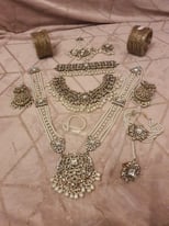 Brand New Indian Choker Necklace Earrings Tikka Jewellery Set Bridal Wear & Bangals 2.10
