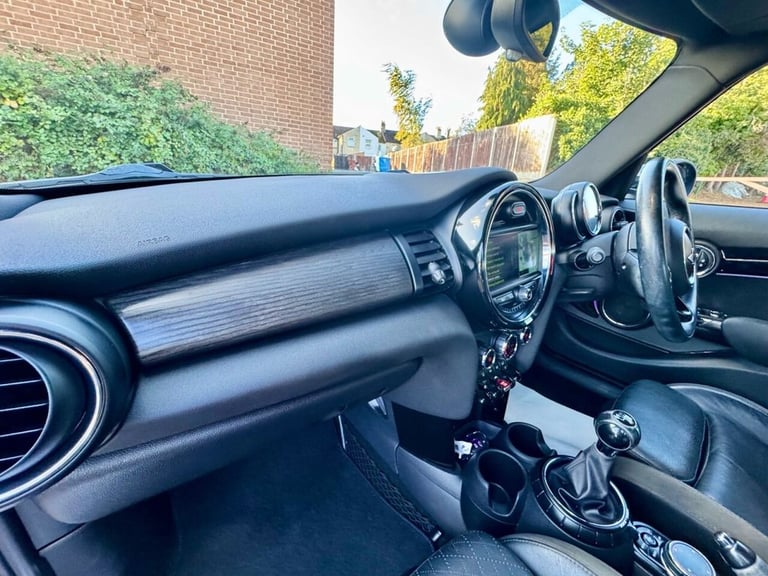 2015 MINI Hatch 2.0 Cooper S Hatchback 5dr Petrol Manual Euro 6 (s/s) (192 ps) Hatchback Petrol M...