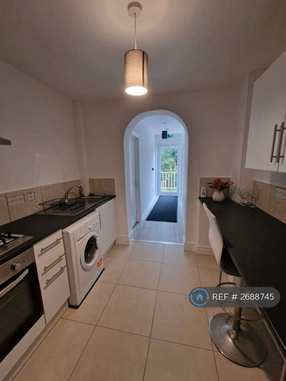 1 bedroom in Charlton Lane, London, SE7 (#2688745)