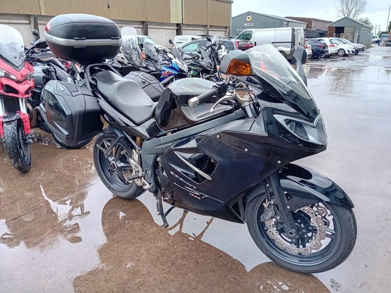 2010 60 TRIUMPH SPRINT ST1050 1050 ST SPORTS TOURER GT BLACK FULL LUGGAGE