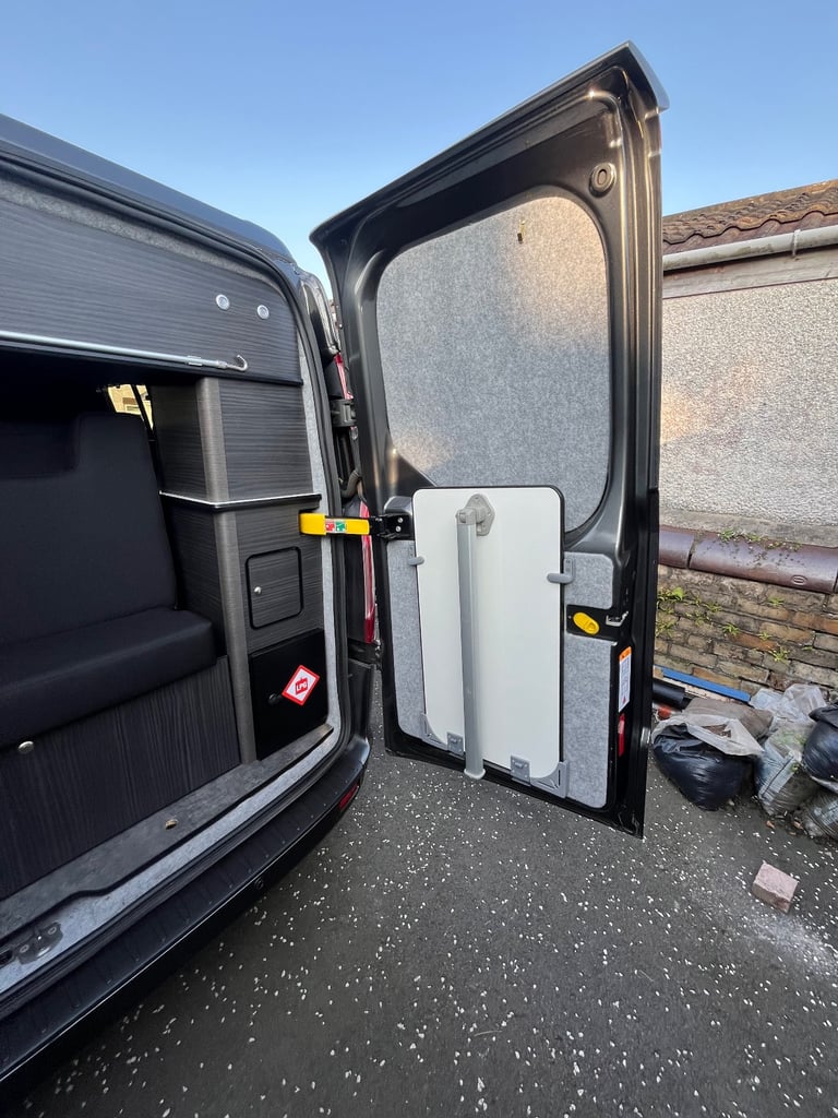 Ford, TRANSIT CUSTOM, Campervan , Manual, 1996 (cc)