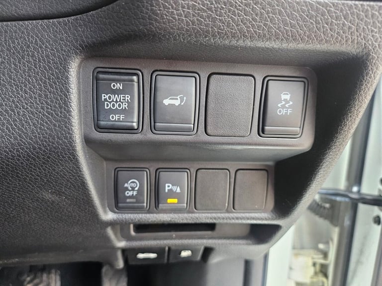 2015 Nissan X-Trail 1.6 dCi Tekna SUV 5dr Diesel Manual Euro 5 (s/s) (130 ps) ESTATE Diesel Manual