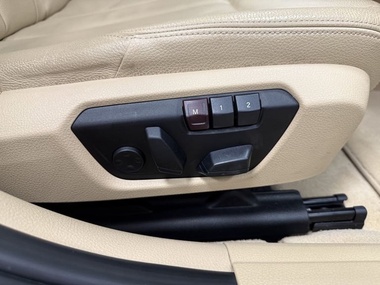 2014 BMW 3 Series ActiveHybrid 3 3.0 Luxury Step Saloon Saloon HYBRID ELECTRIC Automatic