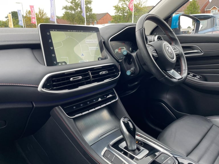 2023 MG MG HS 1.5 T-GDI 16.6kWh Trophy Auto Euro 6 (s/s) 5dr ESTATE Petrol/Electric Hybrid Automatic