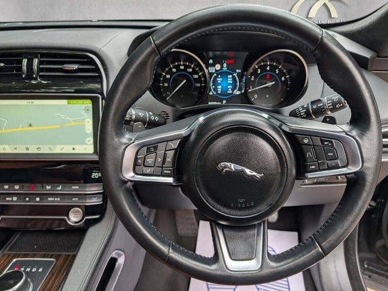 JAGUAR F-PACE 2.0 P250i Portfolio Auto AWD Euro 6 (s/s) 5dr 2020