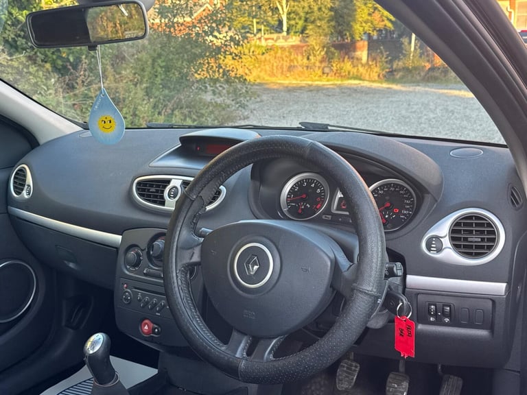 2009 Renault Clio 1.2 TCe 16v Dynamique 3dr HATCHBACK Petrol Manual