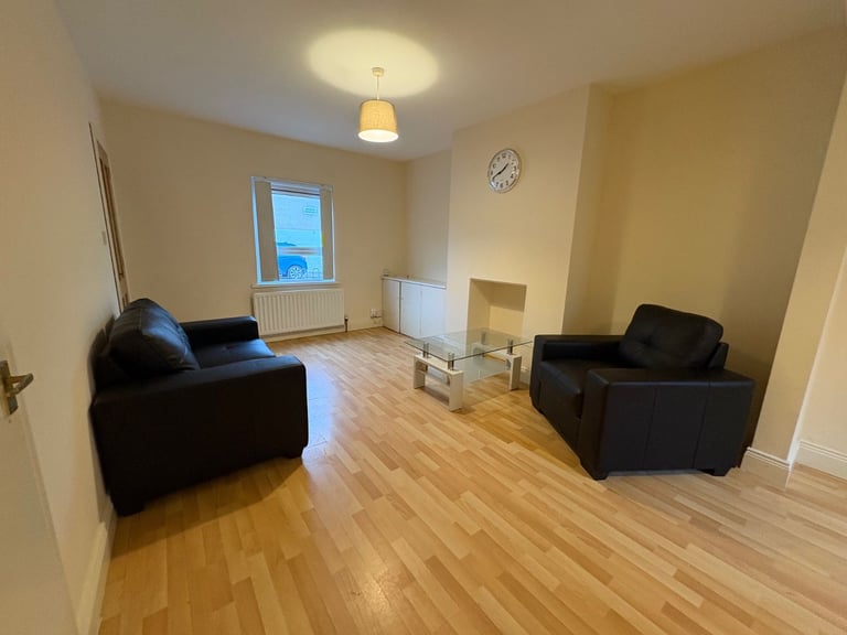 image for Large Spacious Two Double Bedroom Terrace Close to Hospitals and Universities off Donegall Road