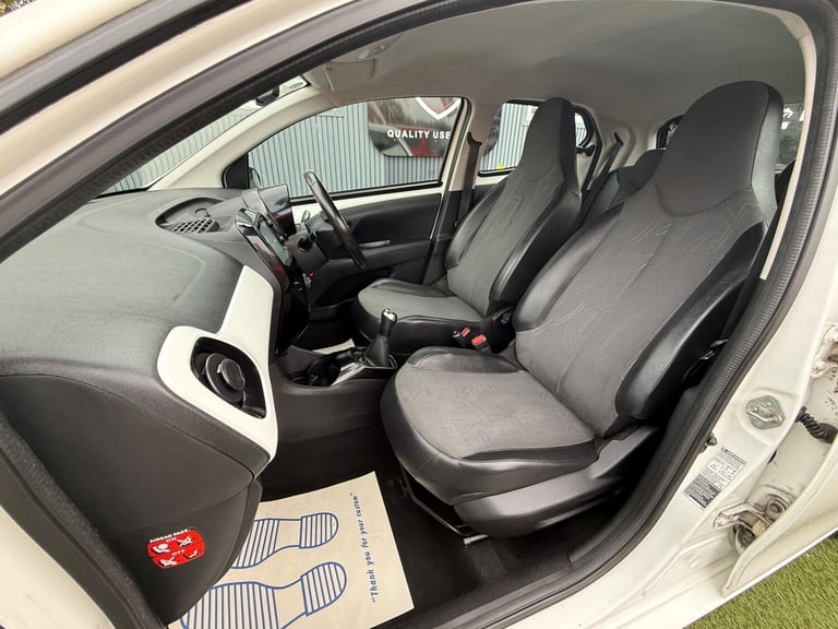 2015 Toyota AYGO 1.0 VVT-i x-pression x-wave 5dr Petrol Manual Euro 5 Euro 5 (68 ps) HATCHBACK Pe...