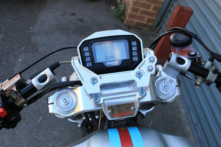 CCM SPITFIRE CAFE RACER 2019