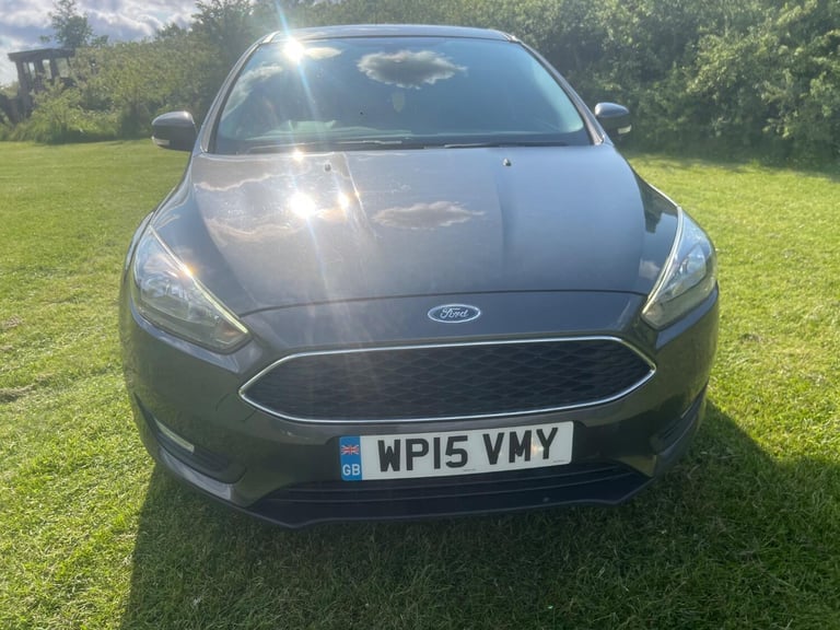 FORD FOCUS 1.6 TDCi Zetec Grey Manual Diesel 2015