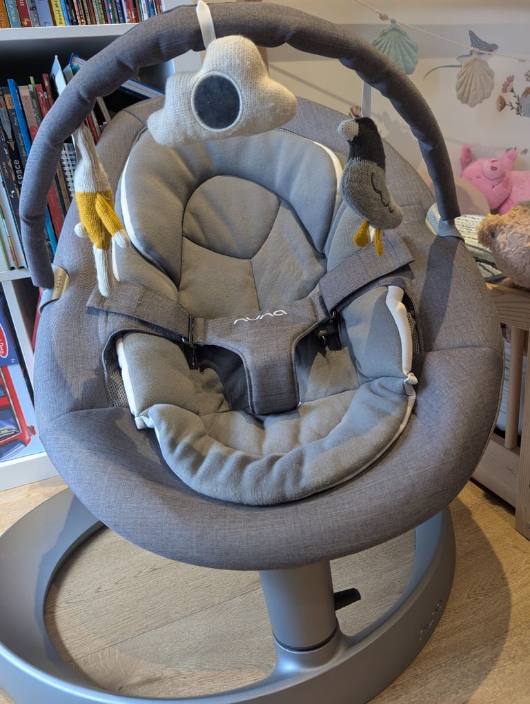 Nuna Leaf baby rocker chair 