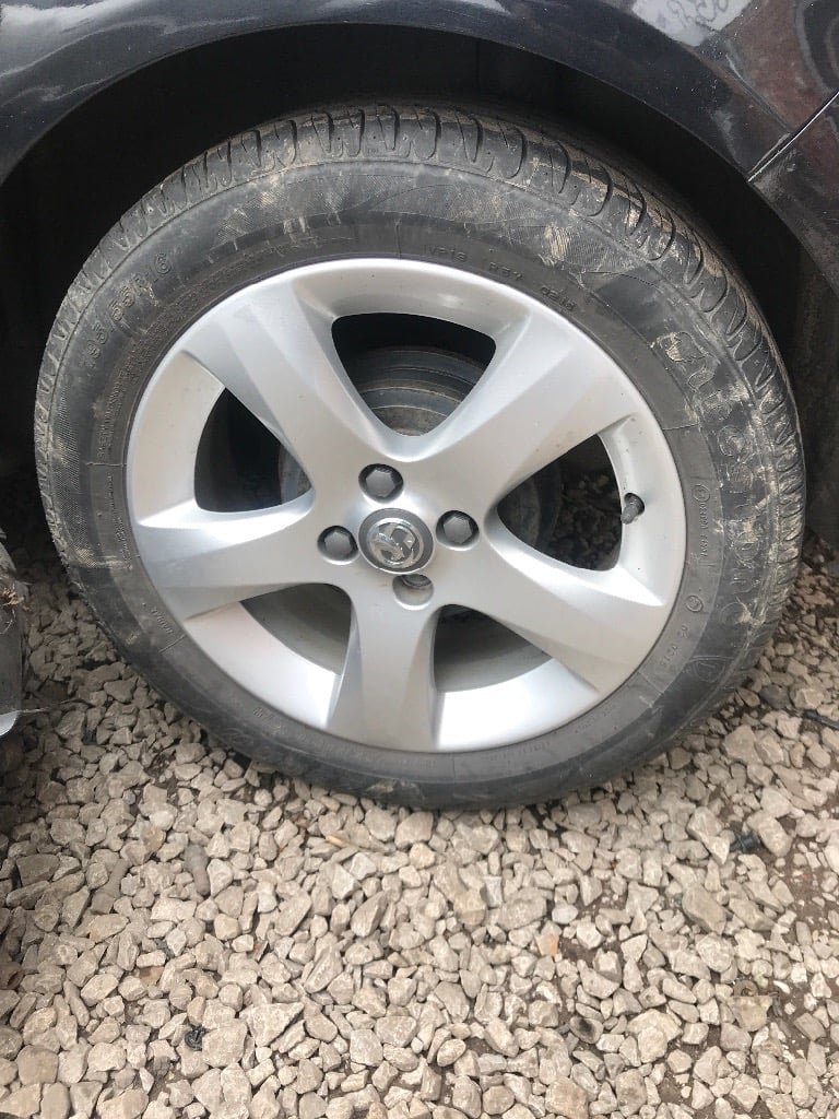 image for Vauxhall CORSA D. Alloy wheel  16” Inc tyre   5 spoke 