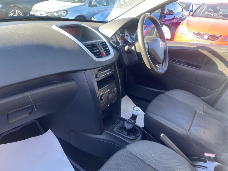 2009 Peugeot 207 1.4 Verve Euro 5 5dr HATCHBACK Petrol Manual