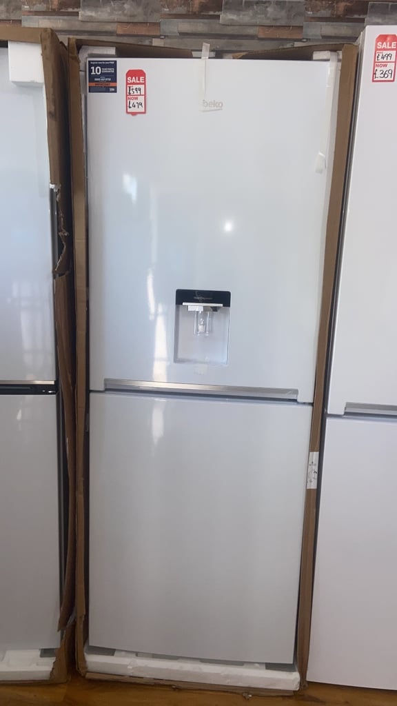 😎Best Prices In The City😎New Ex Display Fridge Freezer - American / Under Counter  / integrated 