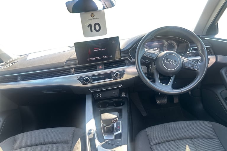  Audi A4 Saloon 2.0 Tfsi 35 Technik Saloon 4dr Petrol S Tronic Euro 6 s/s 150 Ps