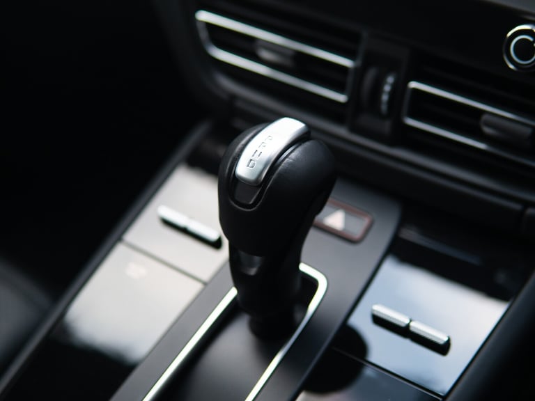 2022 Porsche Macan 2.0T T SUV 5dr Petrol PDK 4WD Euro 6 (s/s) (265 ps) Petrol