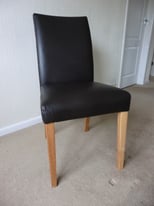 DINING ROOM CHAIRS. SET OF 4.