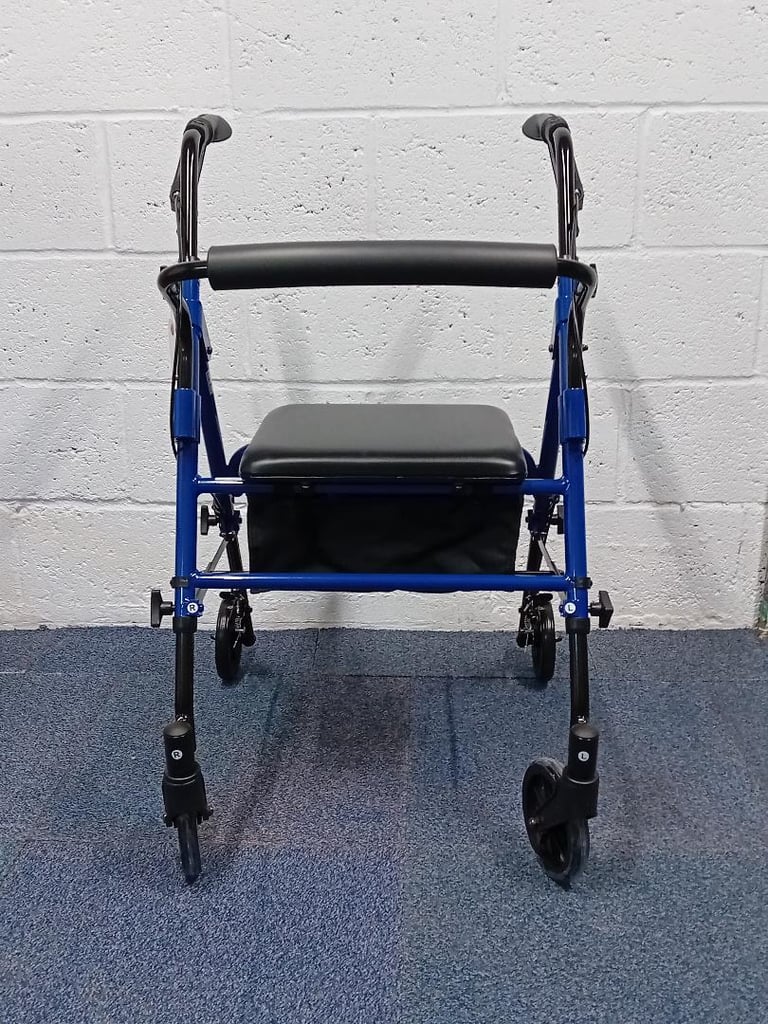 Compact aluminium rollator