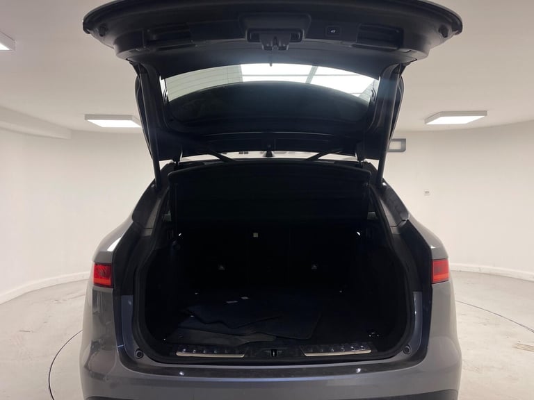 2020 Jaguar F-Pace 2.0 D180 Chequered Flag Auto AWD Euro 6 (s/s) 5dr ESTATE Diesel Automatic